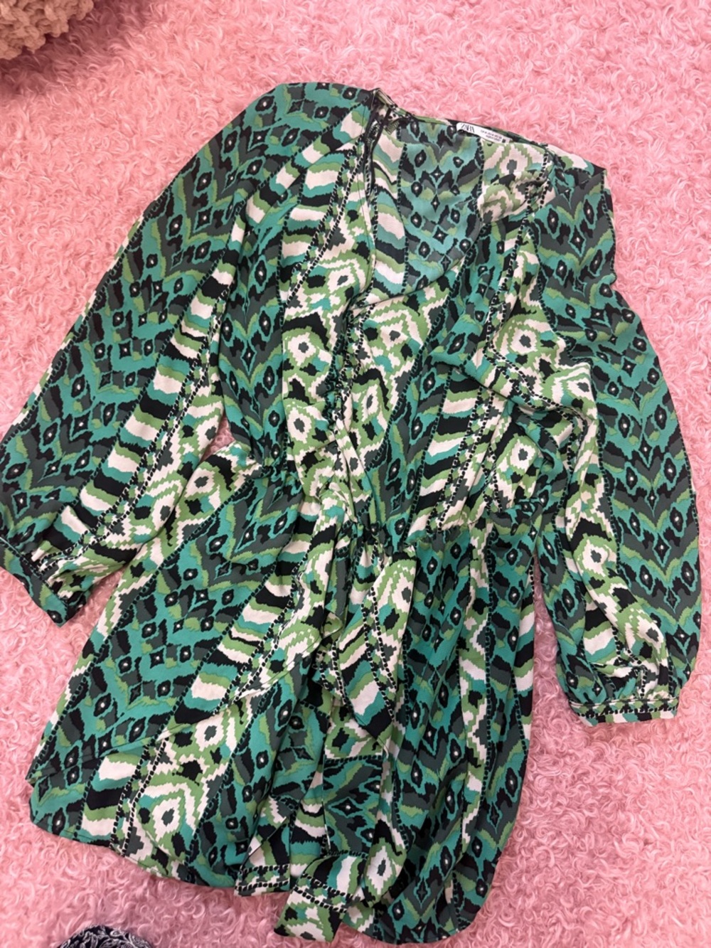 Zara Green and White Patterned V-Neck Tunic Dress